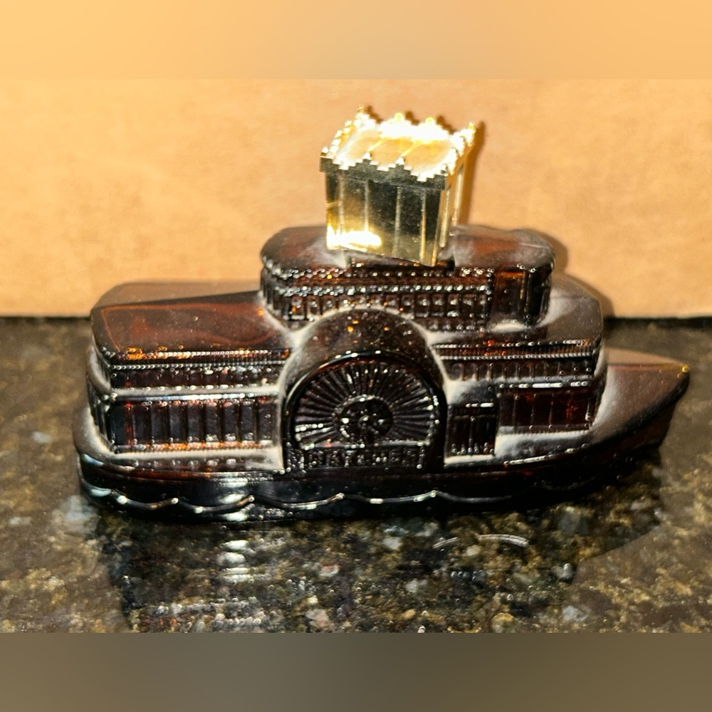 Vintage Avon Steamboat Wild Country After Shave Brown Glass Cologne Bottle Empty